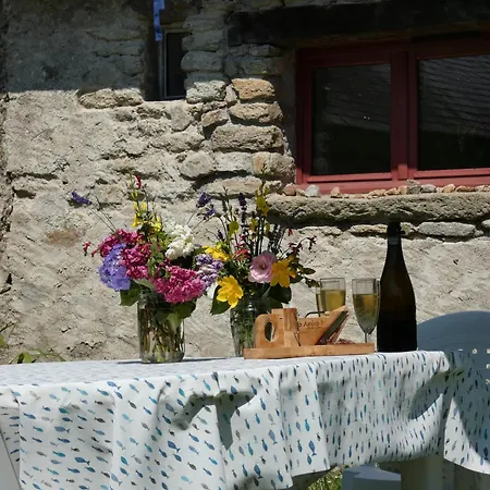 בית נופש La Bergerie Du Manoir De Kercassier Guérande