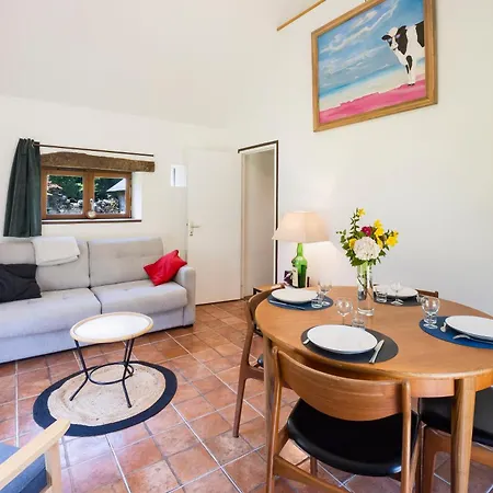 La Bergerie Du Manoir De Kercassier 度假居 *